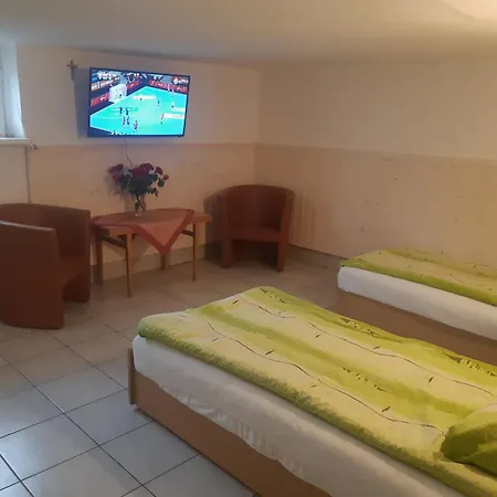 Sub Rosa Two-bedroom Appartement